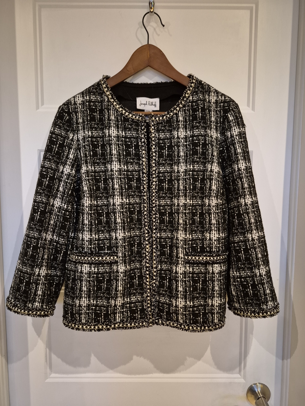 Black & White Tweed Jacket - Women's Elegant Bouclé Coat
